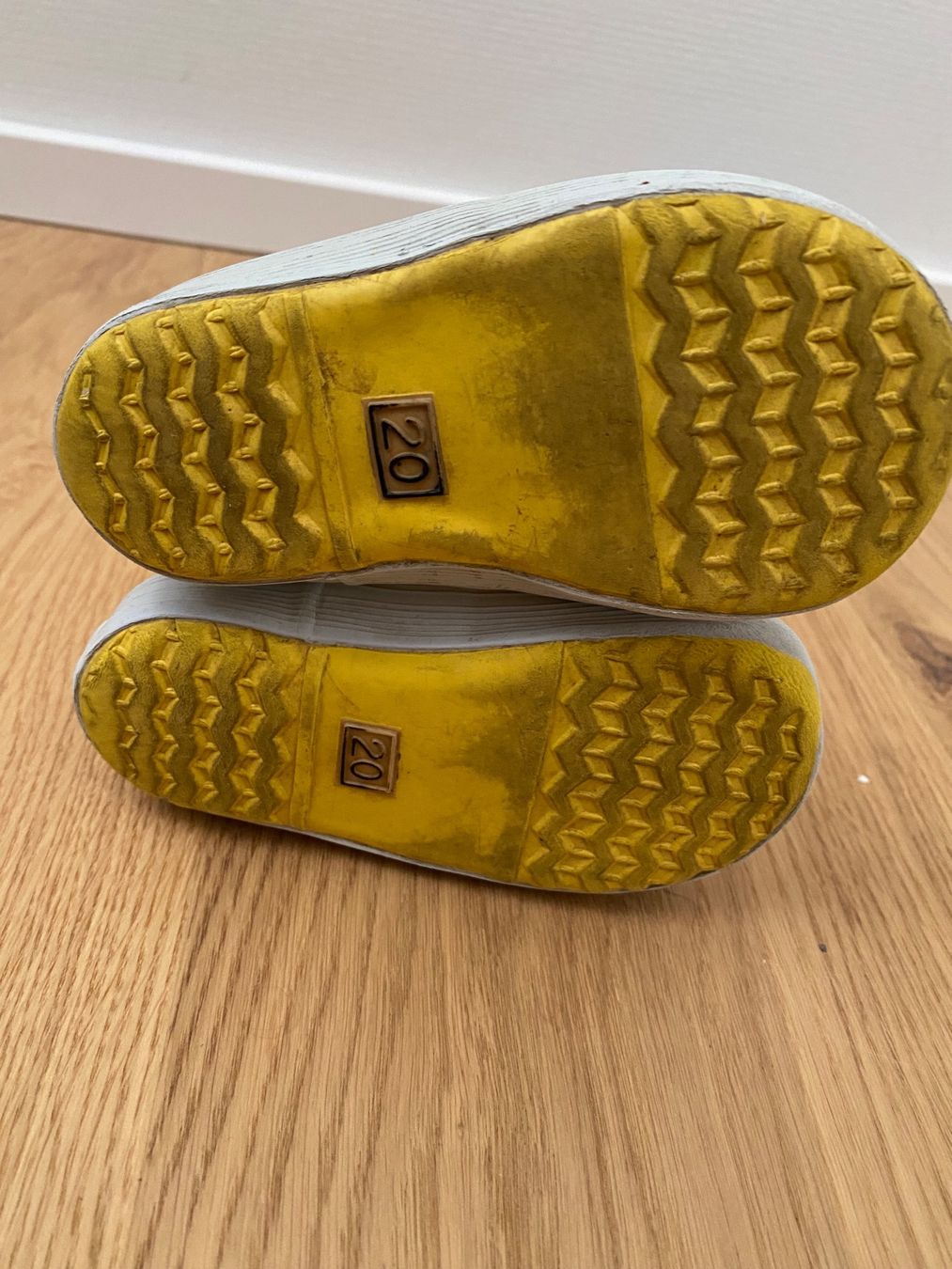 Schuhe für Jungen: Babyschuhe Grösse 19 und 20 – Gebraucht aus Trachslau von M_Schmid81 3