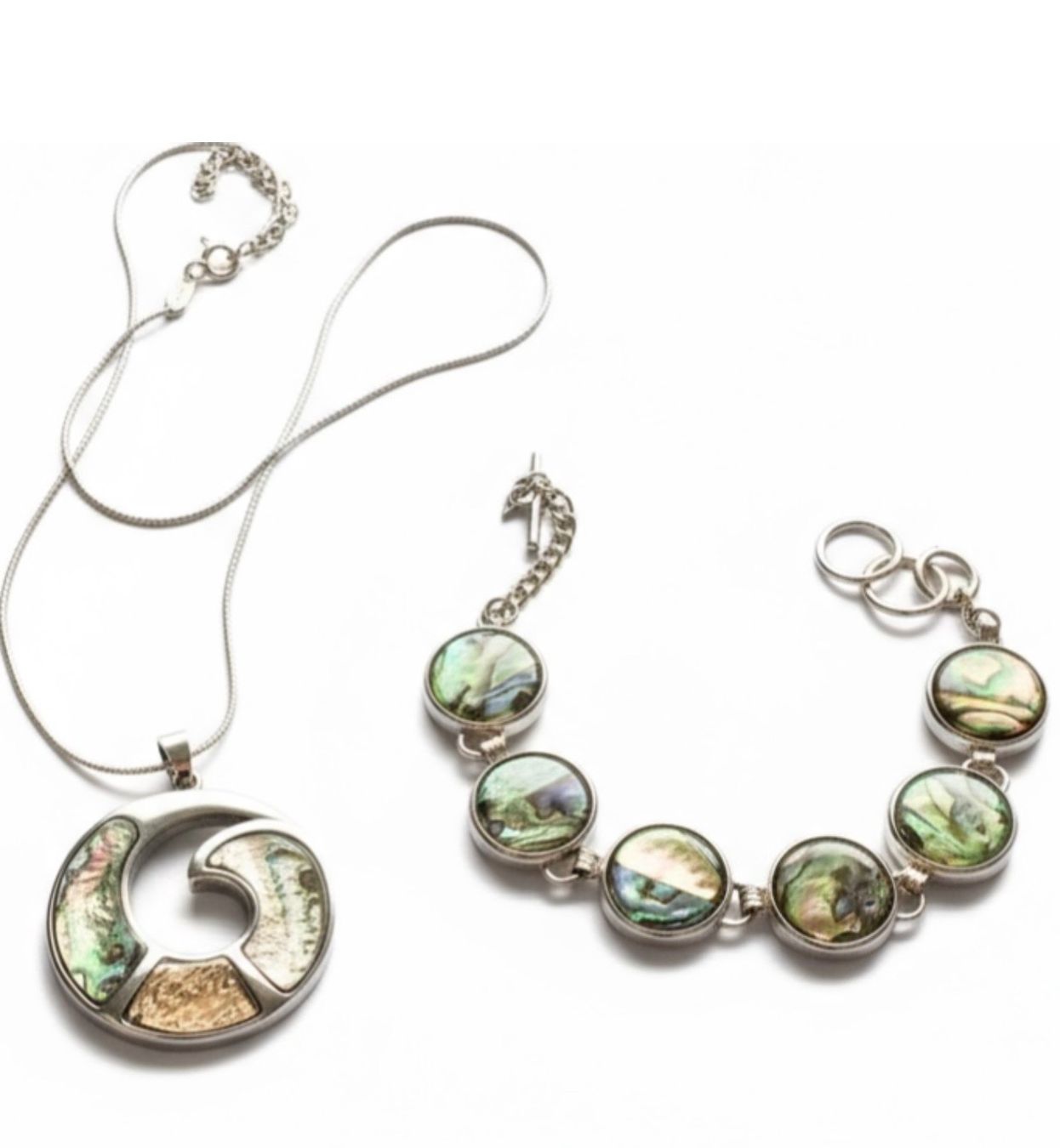 Altri gioielli: Parure collier et bracelet ornée nacre neuve – Usato da Vuisternens-Romont venduto da gol_xp6p 4