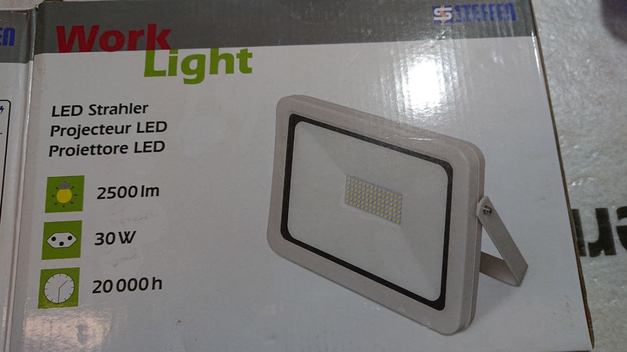 Lampade: 2 Neuwertige LED Strahler, 2500lm, 30W – Nuovo (secondo la descrizione) da Thayngen venduto da Joelines-Traumwelt 3