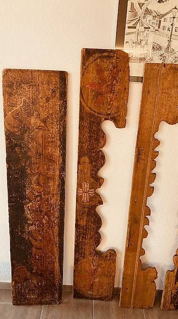 Articoli in legno: Altholz Tanne, antik – Usato da Oberrüti venduto da Seni0 2