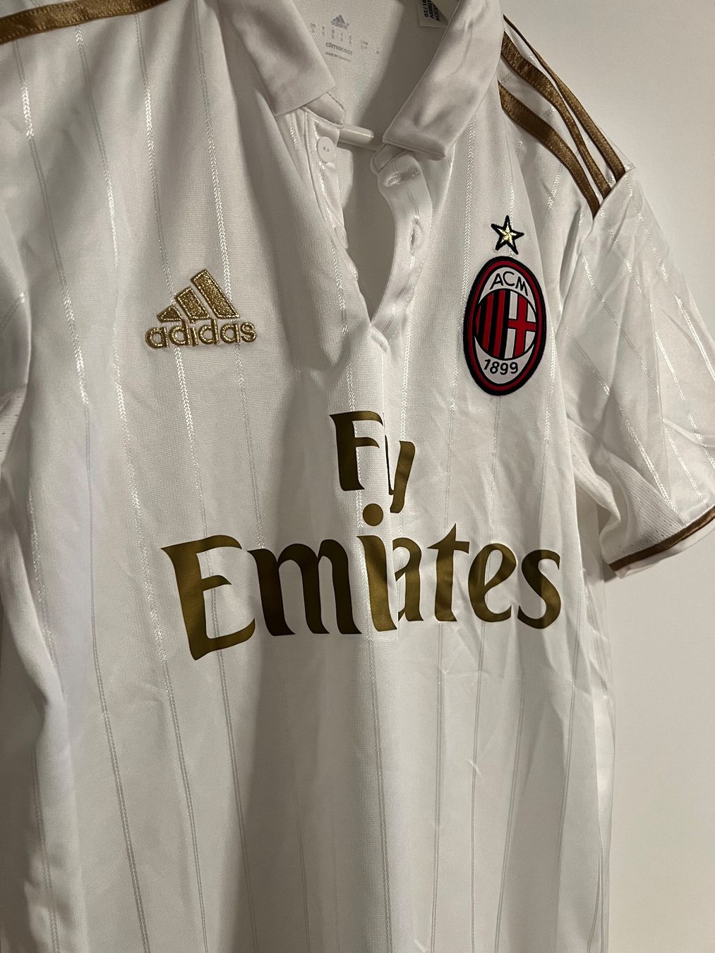 Adidas Leibchen & Hosen: AC Milan | 2016-17 | Auswärtstrikot – Neu (gemäss Beschreibung) aus Boll von urrasair 2