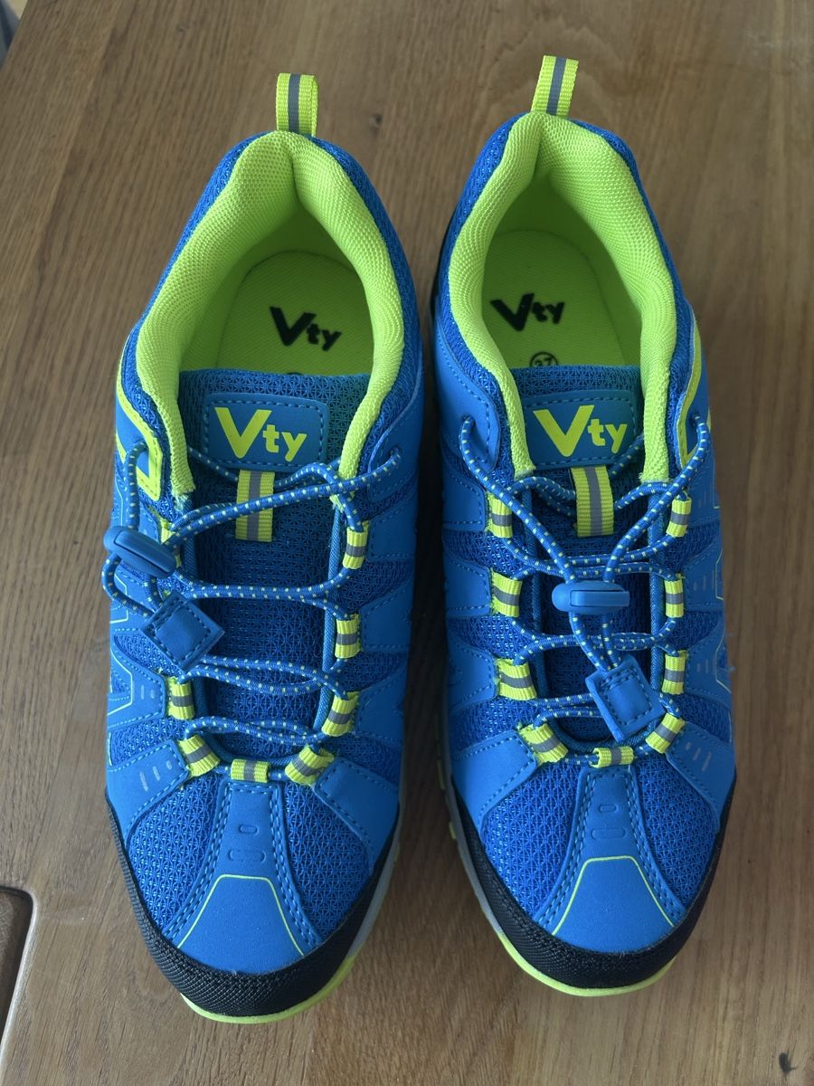 Scarpe per ragazzi: Schuhe Gr37 Neu – Nuovo (secondo la descrizione) da Gwatt (Thun) venduto da Color66 2