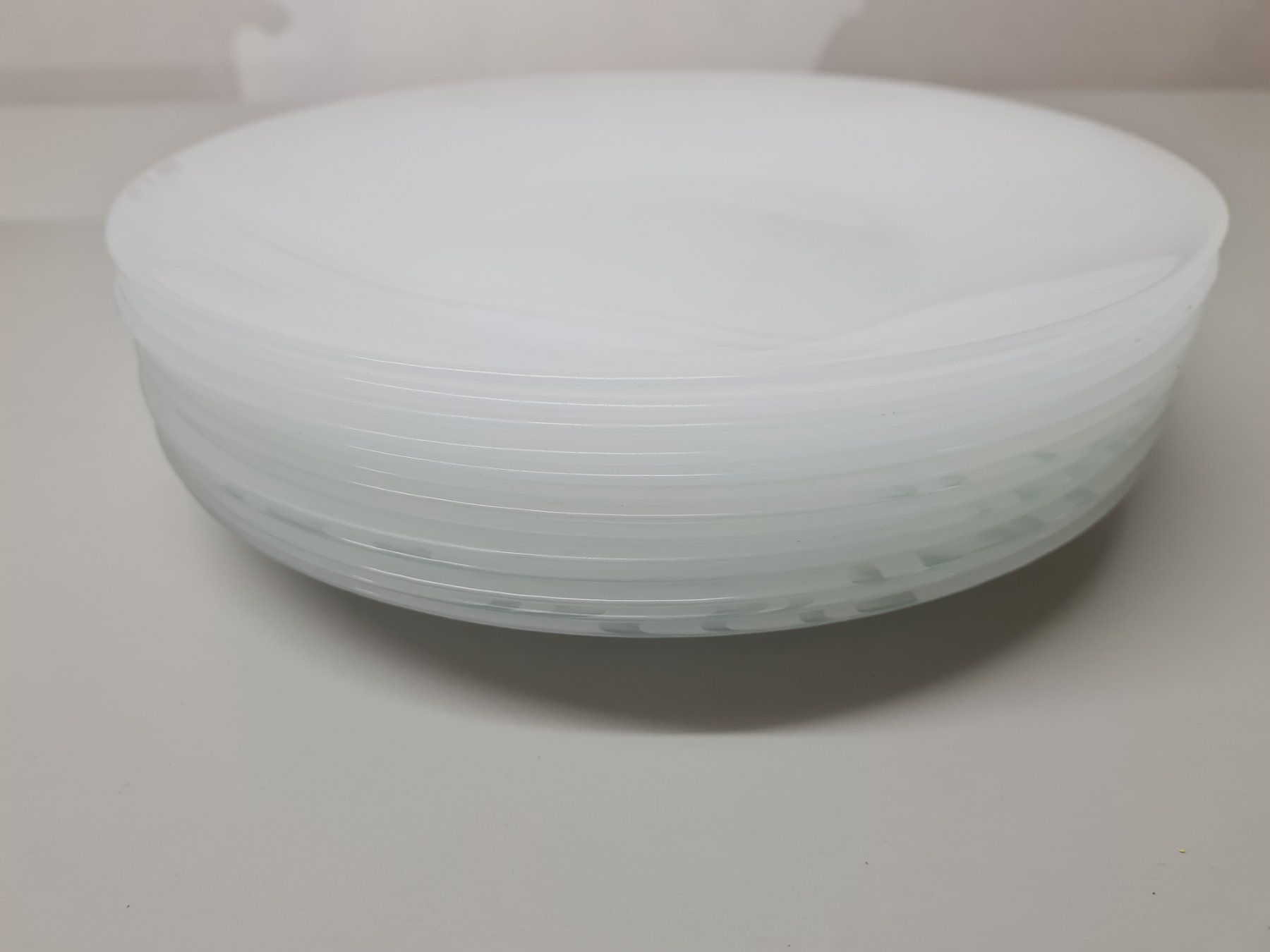 Piatti: Sehr flache Teller, 13 Stk., 24 cm – Usato da Turbenthal venduto da rut_77cy 2