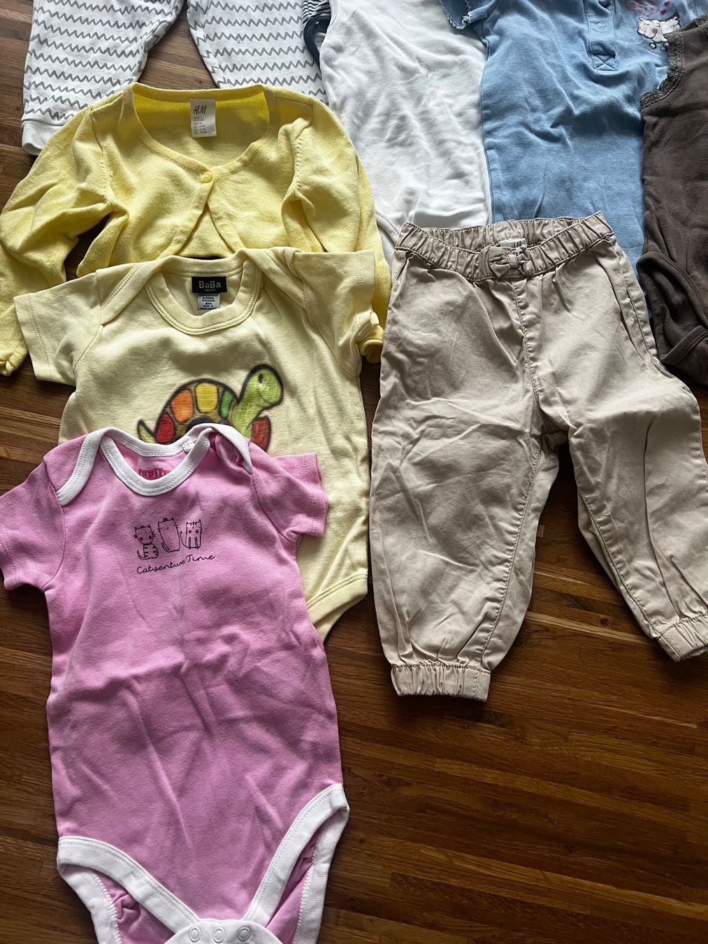 Lotti & Set di vestiti: Kleiderpaket Grösse 74/80 – Usato da Stans venduto da Fee81 1