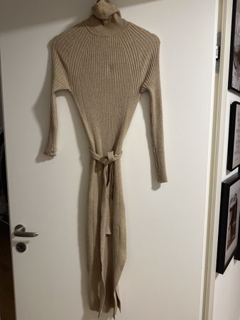 Mango Strickkleid, Gr. S, Beige, Rollkragen, Herbst-Look