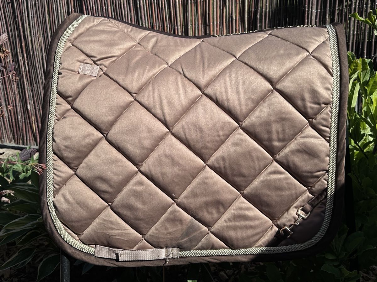 Selle & Accessori: Schabracken Dressur – Usato da Chevenez venduto da Despierta 1