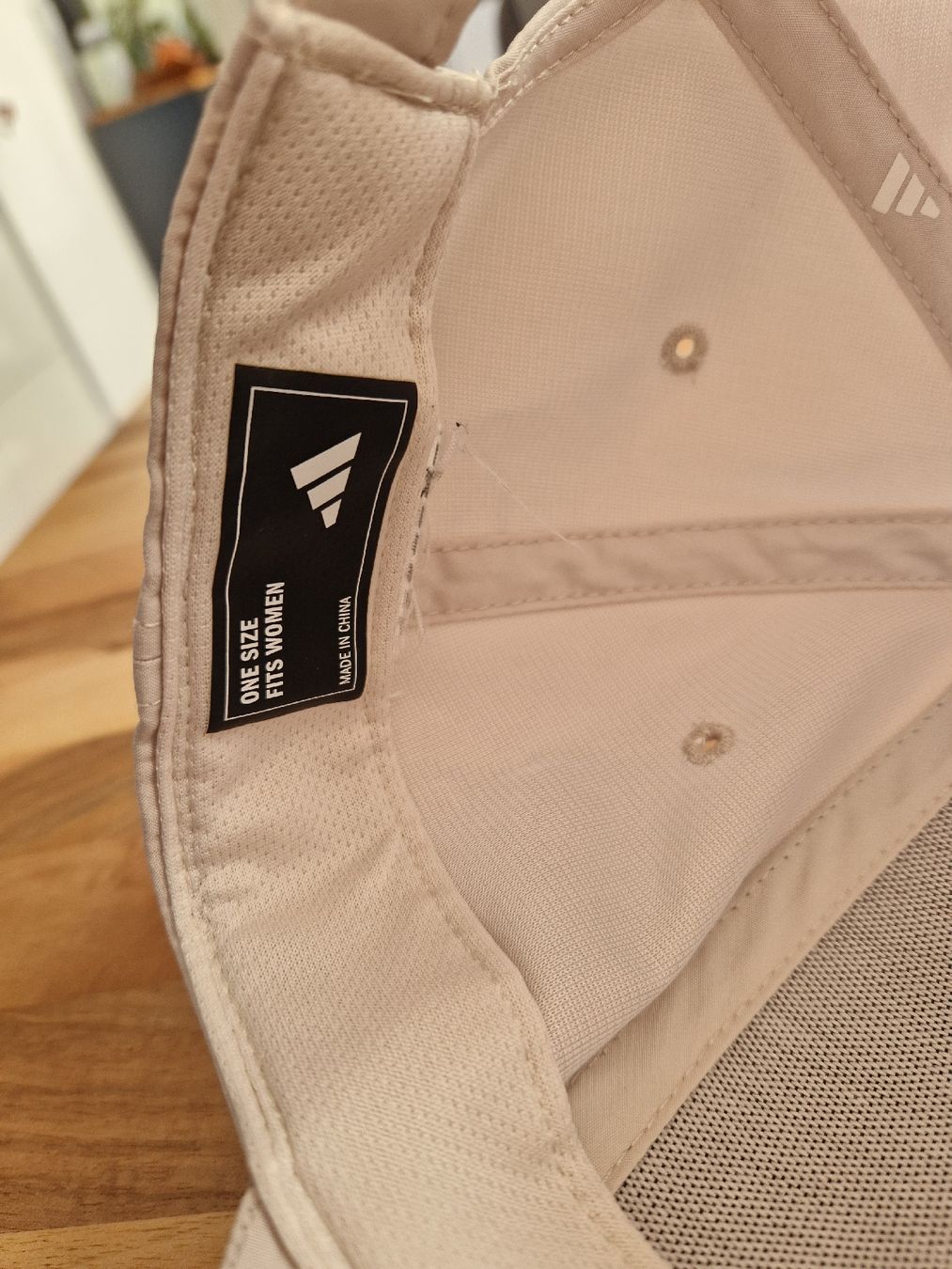 Adidas Copricapi, berretti & cappellini: Hut von Adidas – Usato da Lyss venduto da katelisa 2