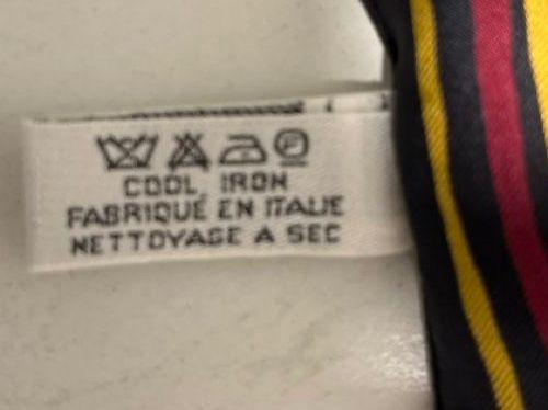 Sciarpe: Trussardi Herren Taschentuch – Nuovo e nell'imballaggio originale da Wangen b. Olten venduto da break72 5