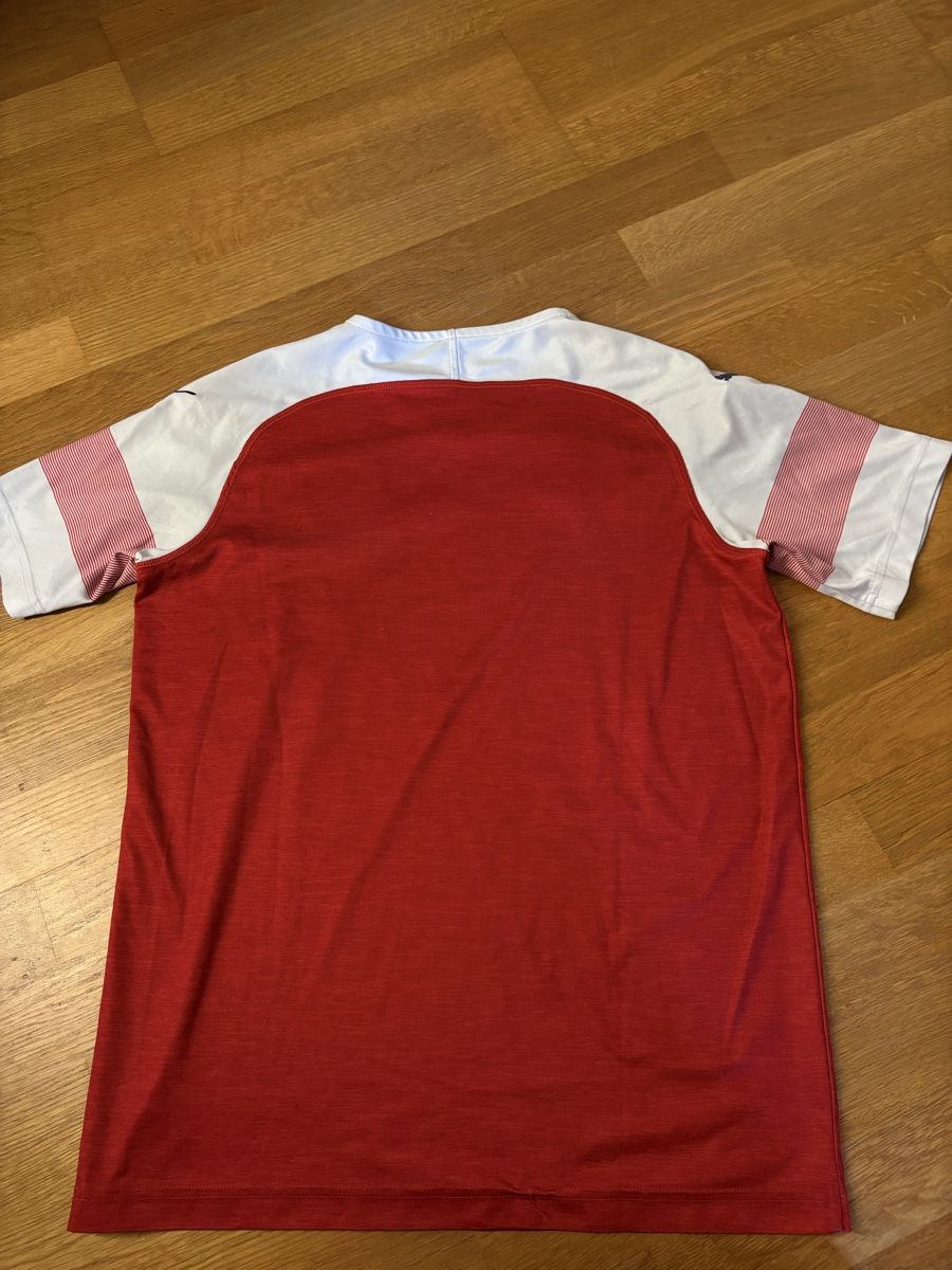 Puma Canottiere & Pantaloni: Arsenal Trikot, Puma – Usato da Günsberg venduto da sophiaelena 2