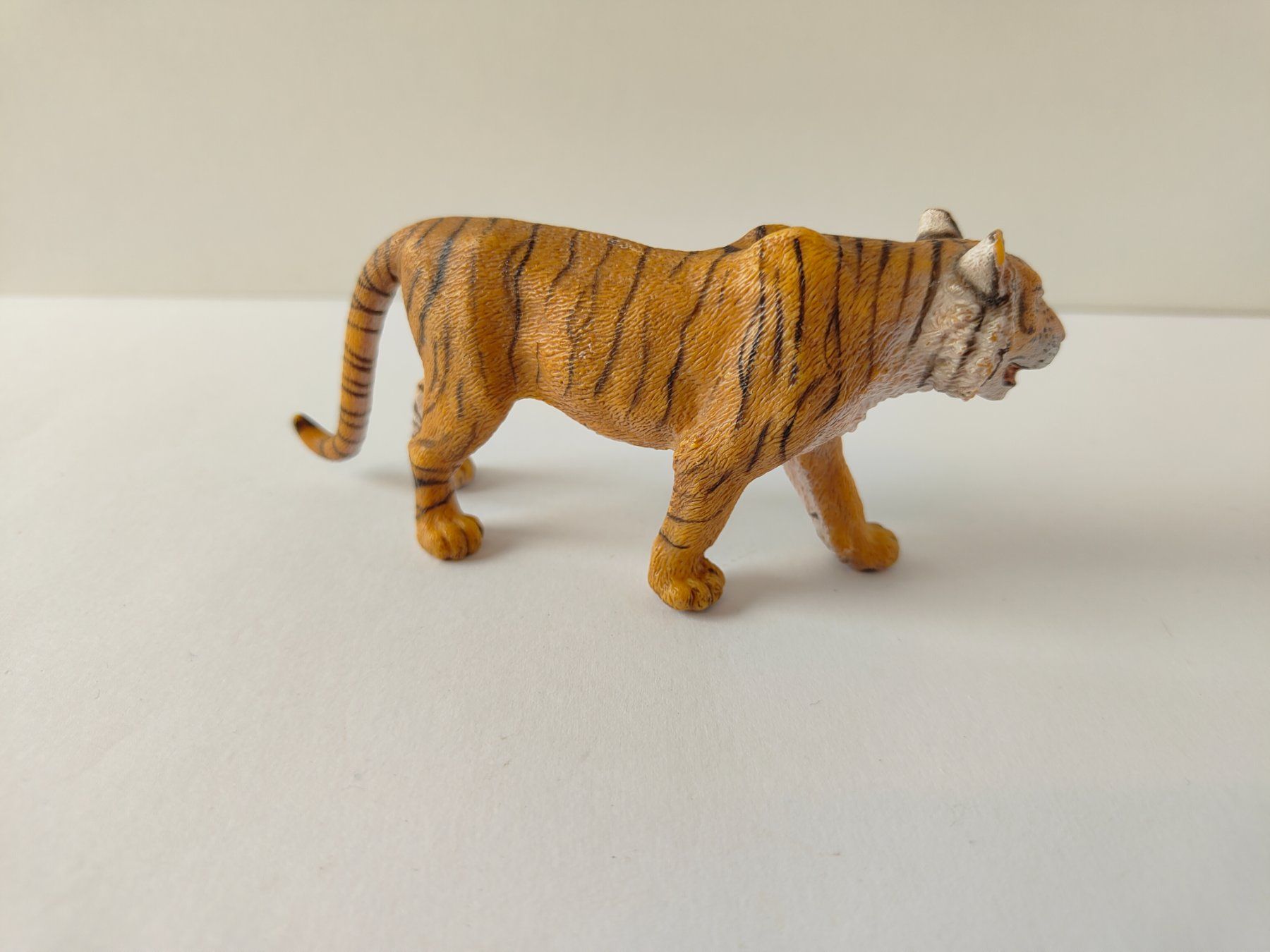 Schleich Figuren: Schleich Tiger 2007 Wild Life Raubtier – Gebraucht aus Thalwil von FigurenFreunde 1