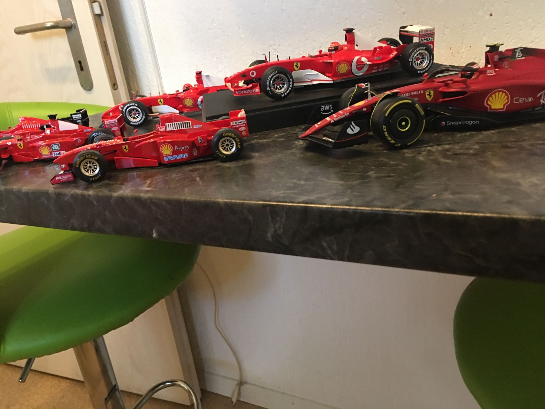 Modellini d'auto: Formel 1 Rennwagen 6 Stk. – Usato da Thun venduto da Charrly 1