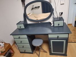 Wunderschöner Vintage Schminktisch / Make-up-Tisch (Massiv)