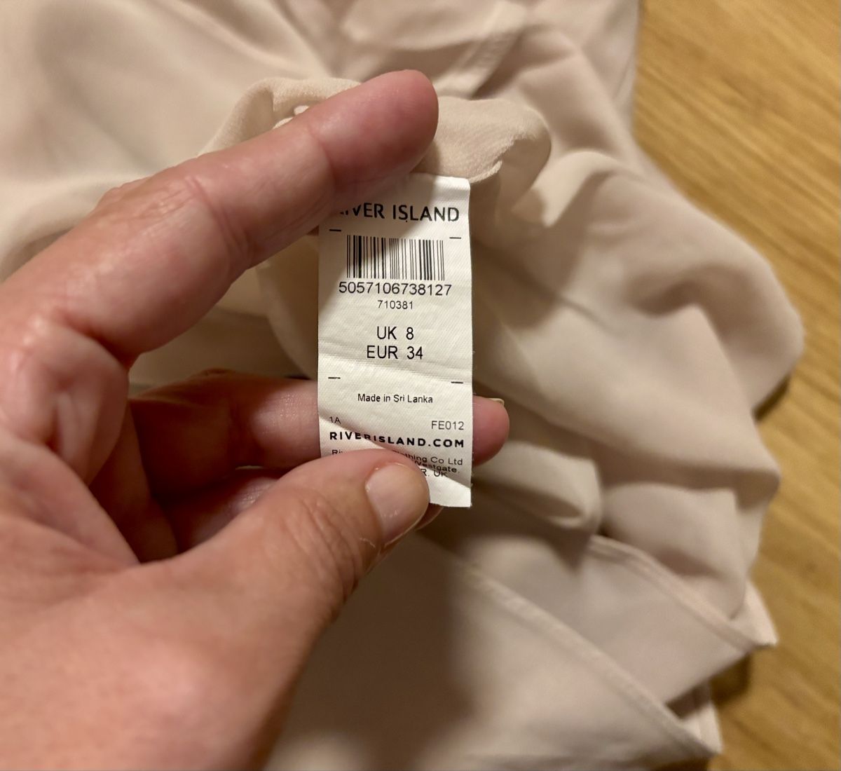 Tops: River Island Satin Top – D'occasion à Baden par Tiffany6878 3