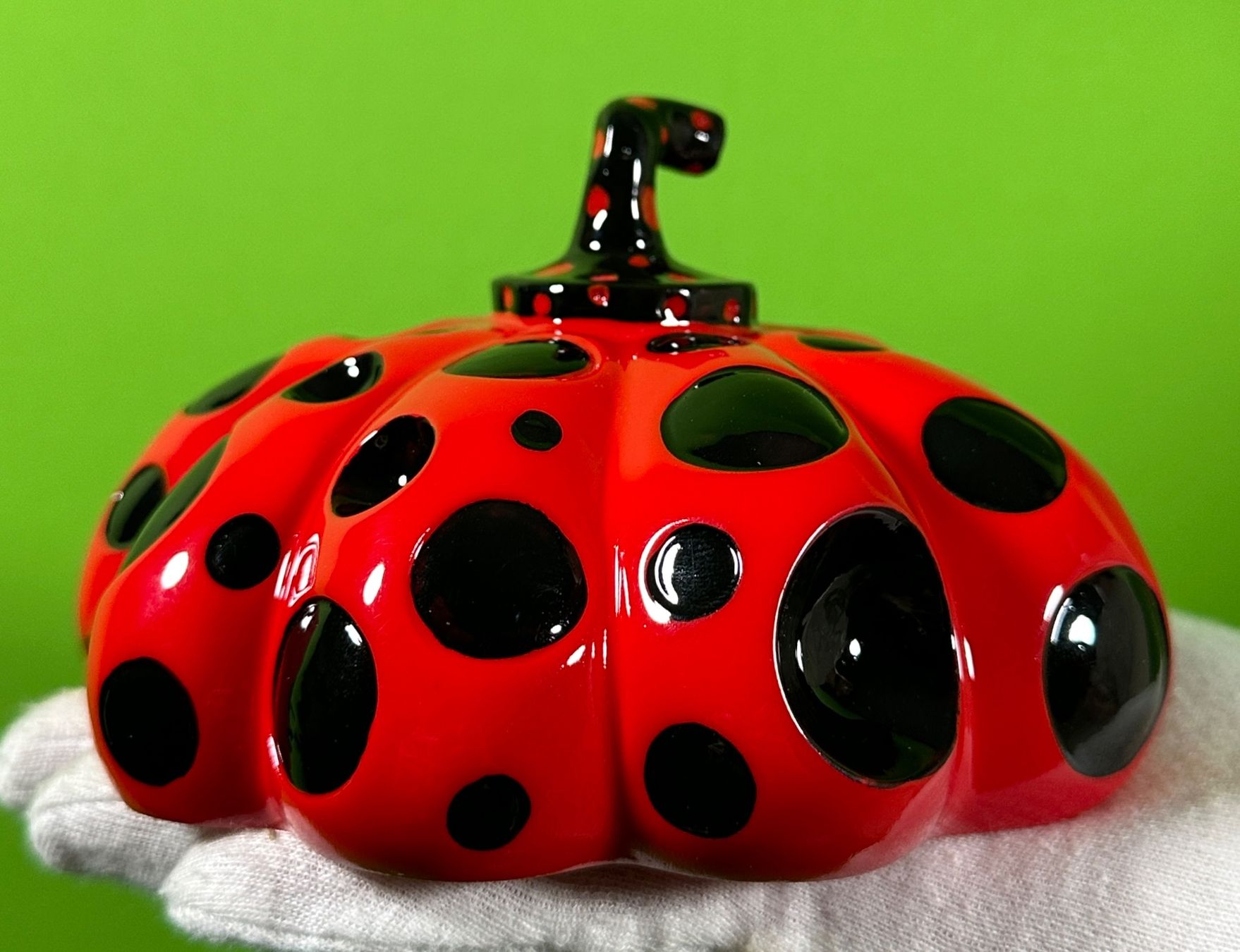 Sculture & Statue: Yayoi Kusama Naoshima Pumpkin Figur – Usato da Horgen venduto da eli_9xdn 6