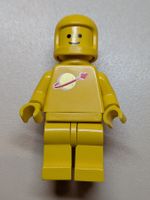 Lego Space sp007 Classic Space - Yellow with Air Tank [used]