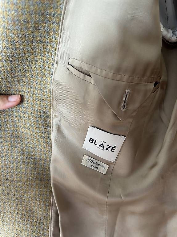Giacche: Blaze Milano Damen-Blazer  – Usato da Wetzikon ZH venduto da GOOD-WATER 3