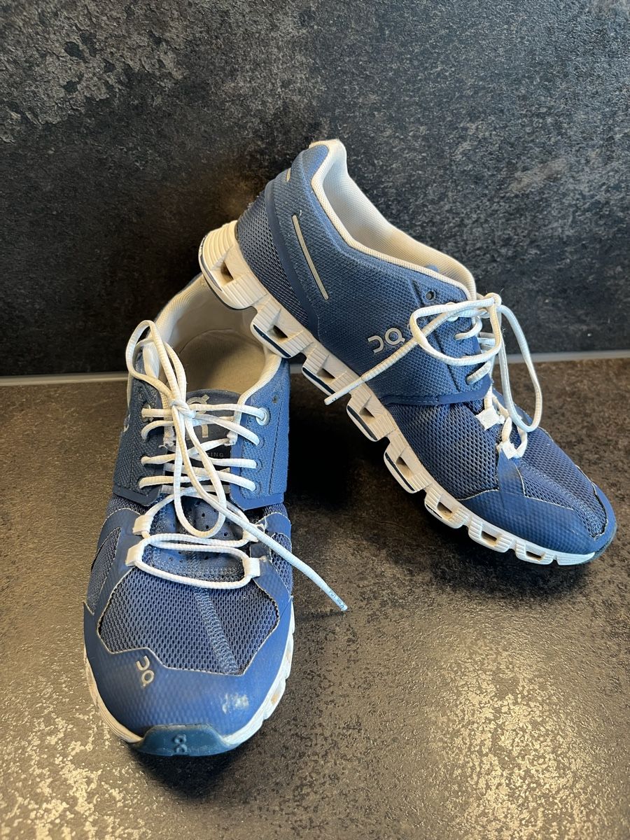 On Scarpe da uomo: Schuhe On - Gr. 38 – Usato da Triengen venduto da pow_14