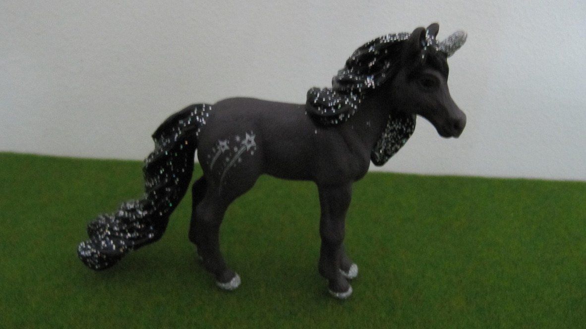 Schleich Spielzeuge: Schleich Stern / Mond Einhörner – Gebraucht aus Brunnen von Kiwiland1 4
