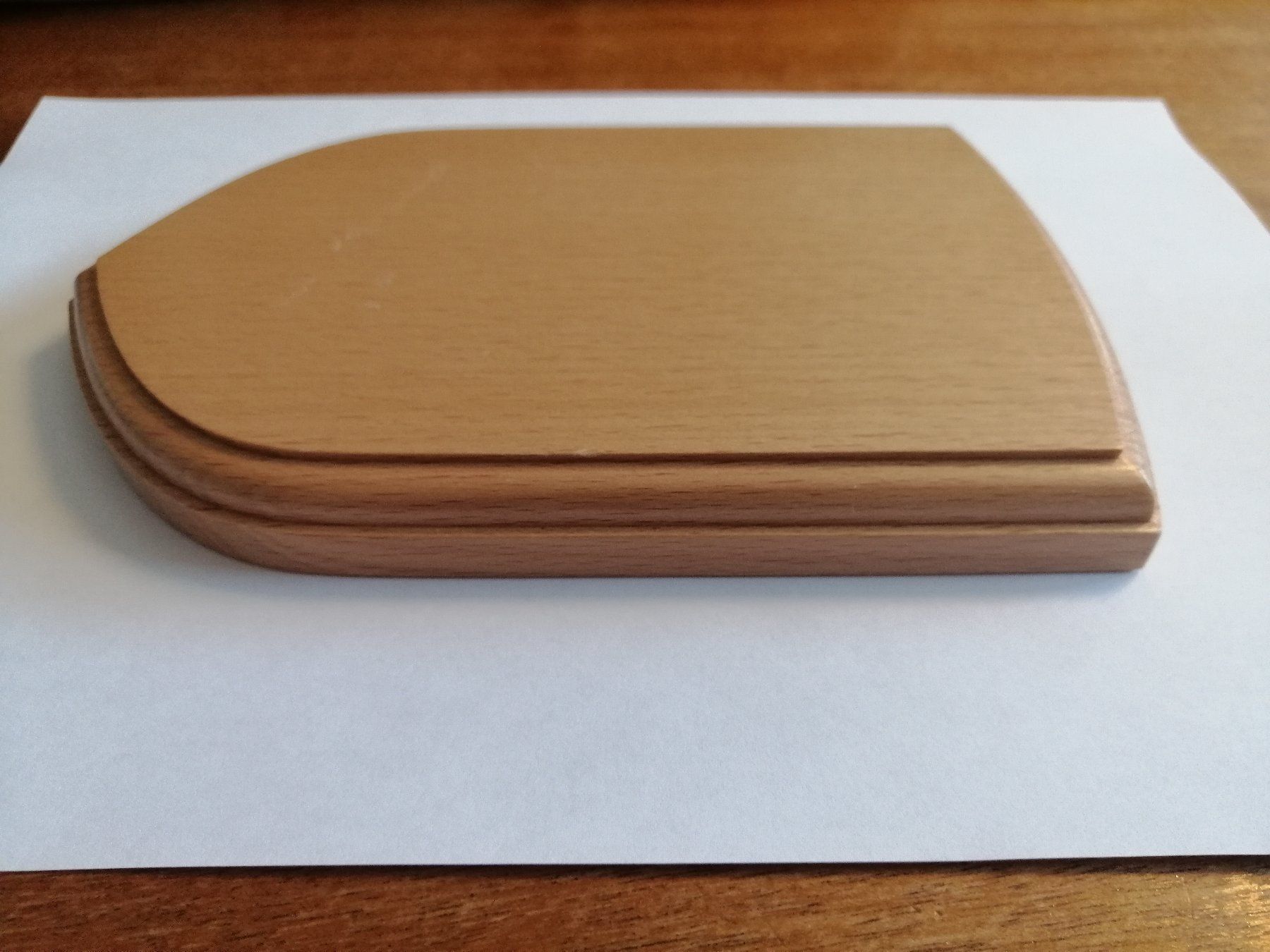 Articoli in legno: Holztafel, wappenförmig, mit Aufhängung – Nuovo (secondo la descrizione) da Visp venduto da rockmobile