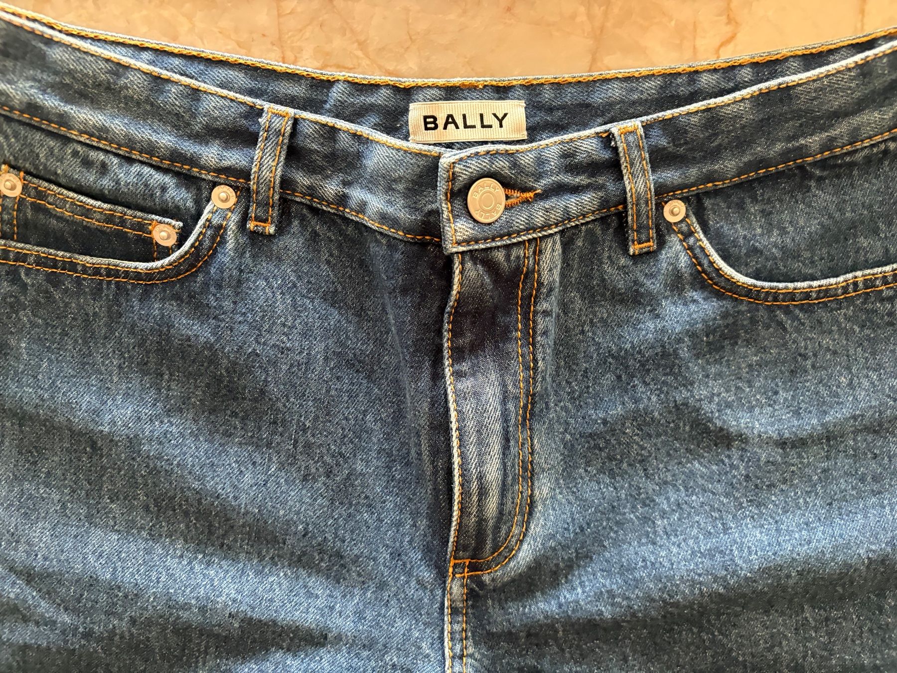 Bally Jeans: Bally Jeans Shorts – Neu und originalverpackt aus Zürich von jeje75 3