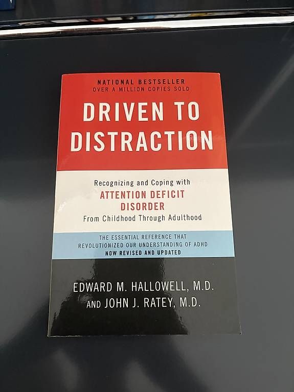 Bücher: Buch Driven to Distraction – Gebraucht aus Gattikon von dyanchenko