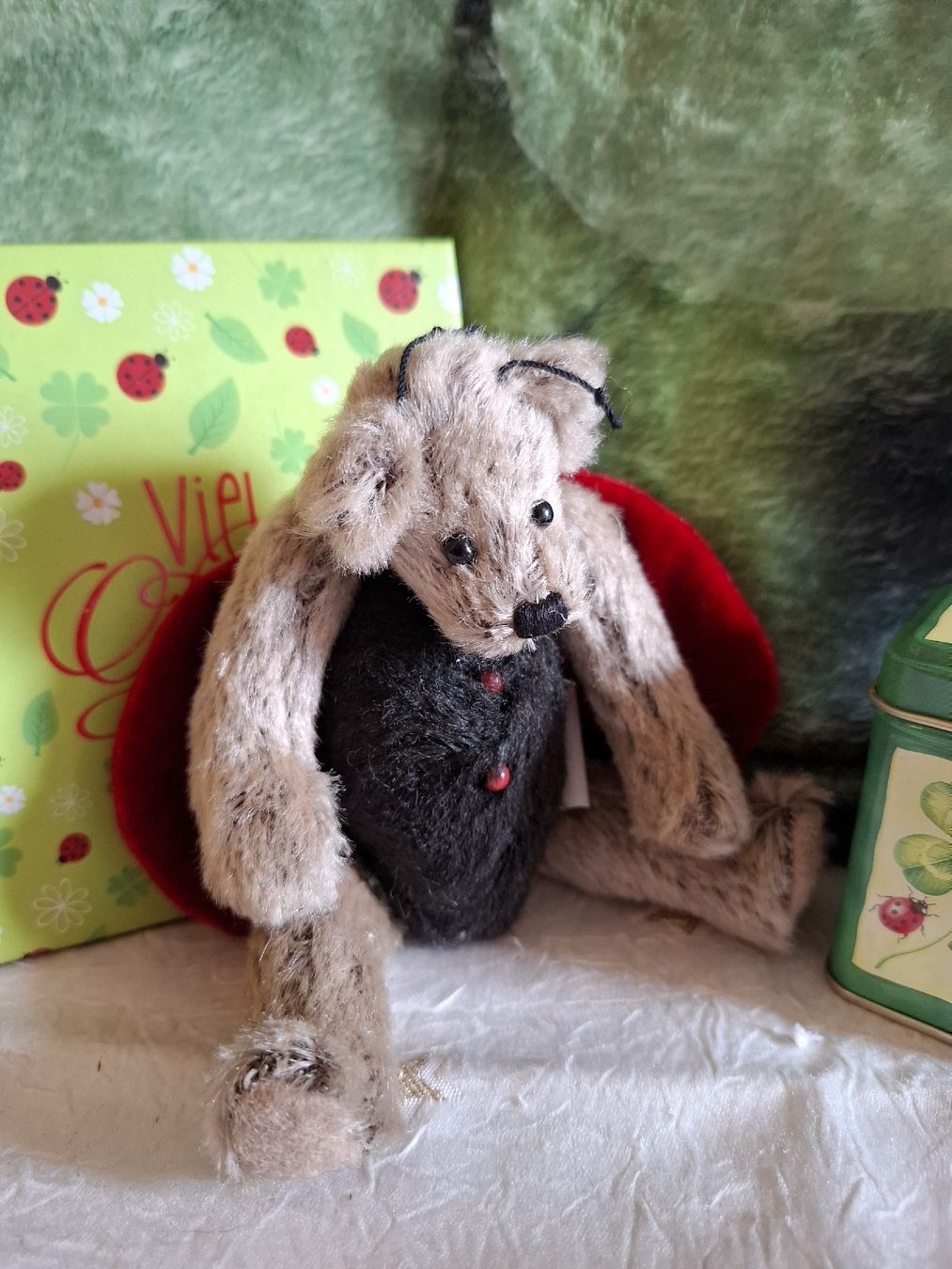 Tutte le decorazioni: 2 MARIENKÄFER TEDDY'S MIT DEKO MARIENKÄFER – Nuovo (secondo la descrizione) da Gretzenbach venduto da schibaya 2