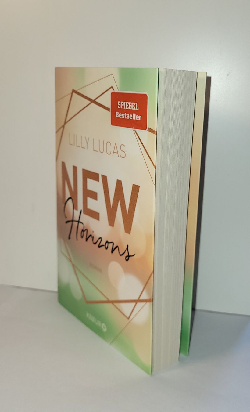 Libri: New Horizons – Usato da Uzwil venduto da jae_8khn 1