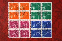 1952: 309 - 312 mit Gummi