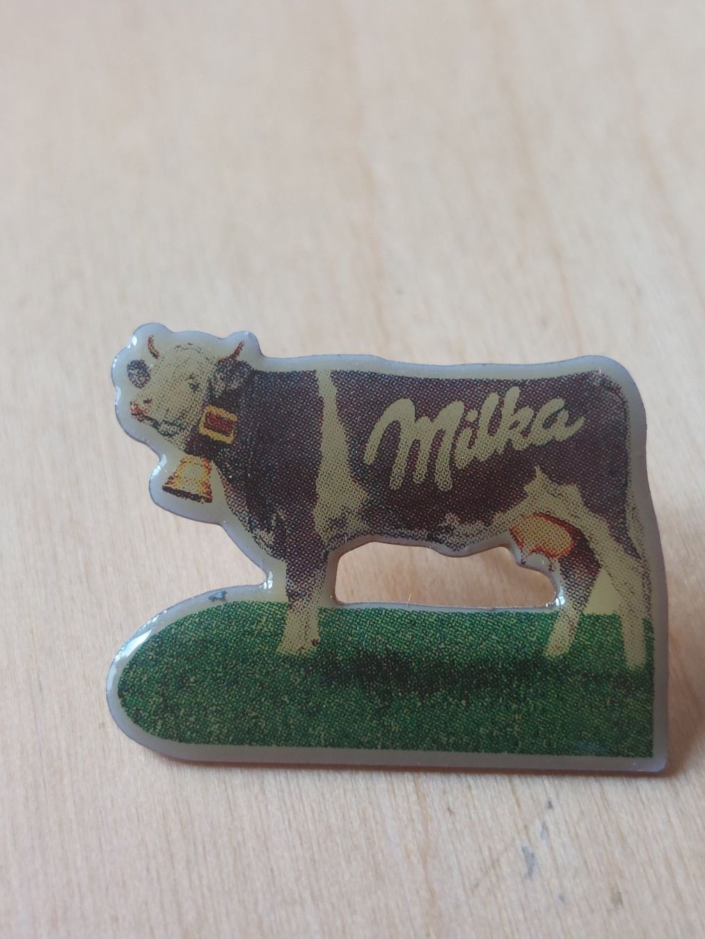 Placchette & Badge: MILKA - PIN – Usato da Gipf - Oberfrick venduto da Esnoopy