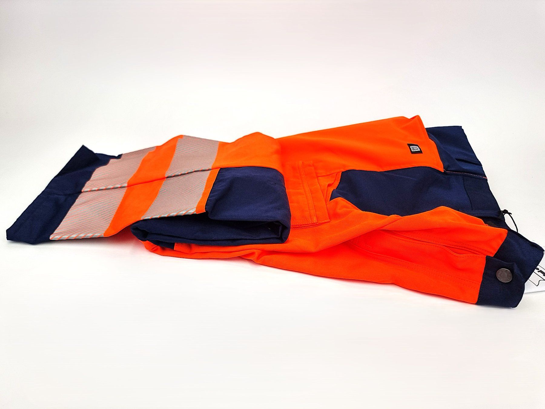 Pantalons: Fristads Arbeitshose – D'occasion à Urtenen-Schönbühl par Restwert_Schoenbuehl 3
