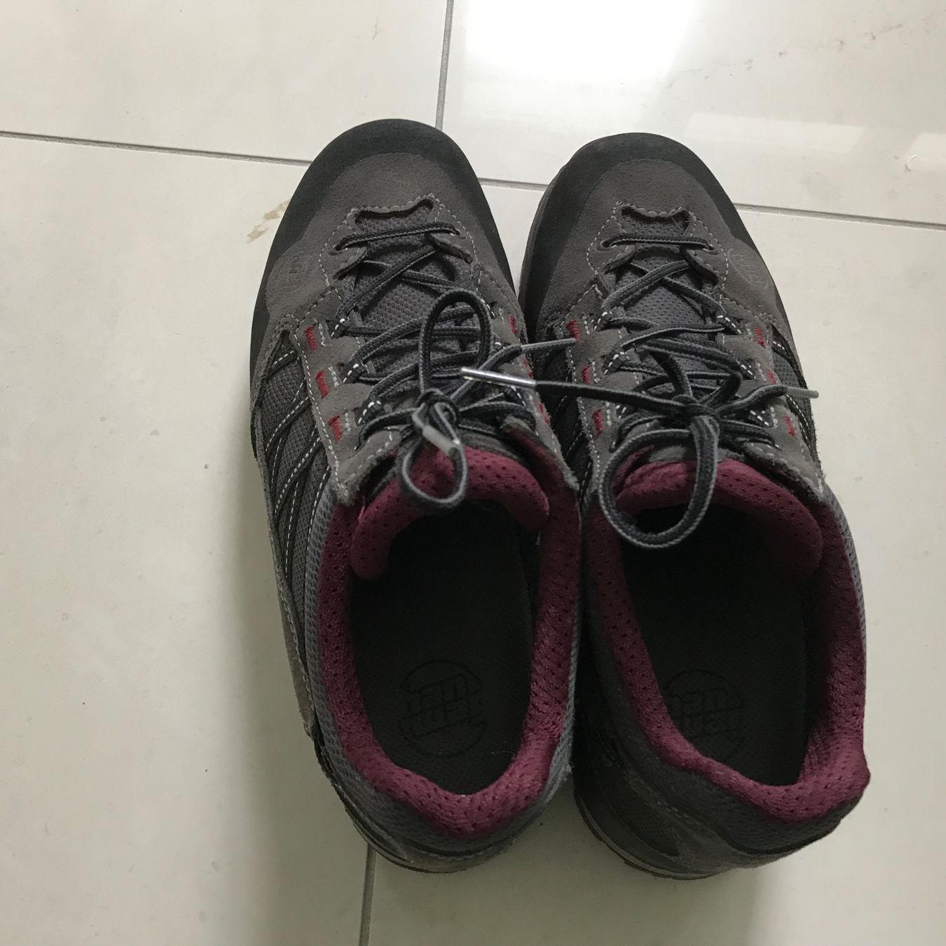 Hanwag Scarpe da donna: HANWAG GTX Wanderschuh Gr. 38 – Usato da Giubiasco venduto da baamboo 2