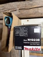  Makita Falzhobelmaschine mit Staubfang