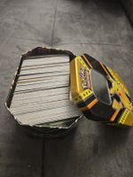 Pokémon Sammelkarten + Pikachu Dose gefüllt