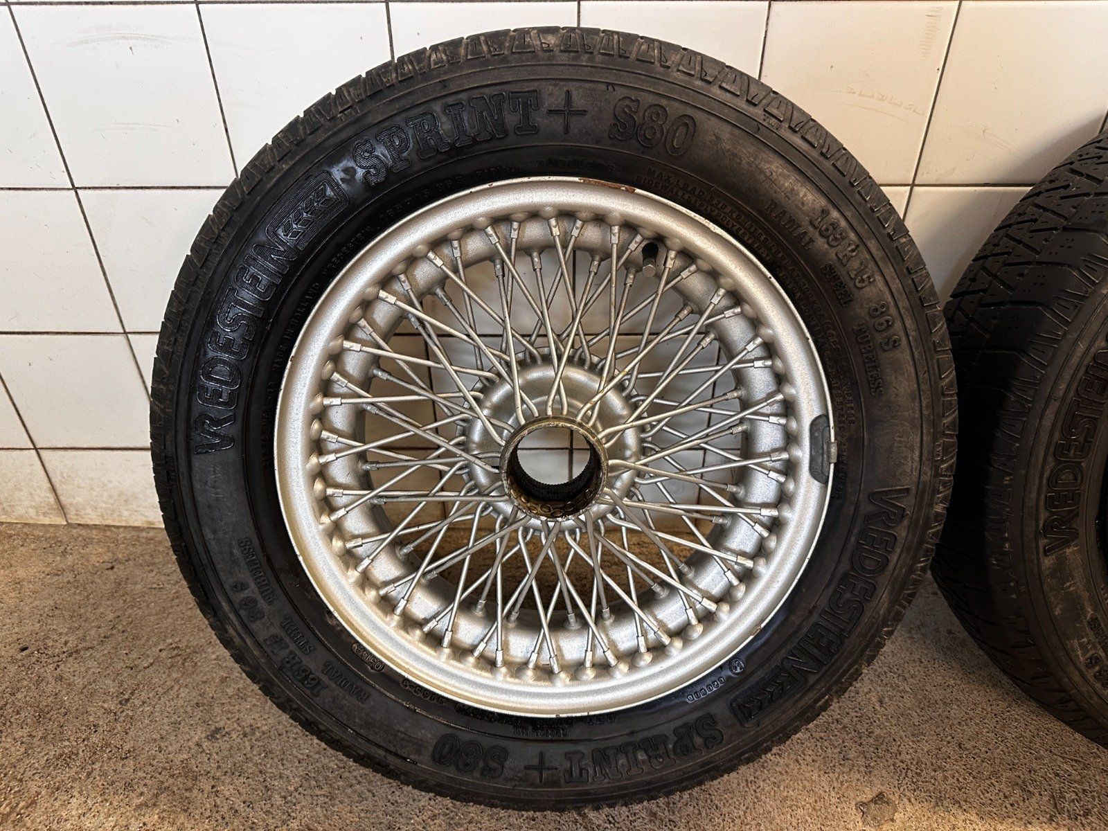 Pneumatici & Ruote complete: Speichenräder / Speichenfelgen / Oldtimerräder, 4x – Usato da Zürich venduto da Zuriga86 4