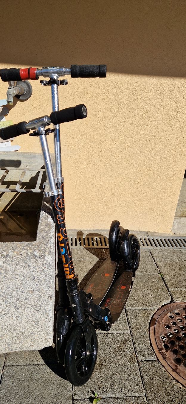 Micro Kickboard: 2xgebrauchte Micro-Classic-Roller  – Gebraucht aus Grosswangen von iranki80