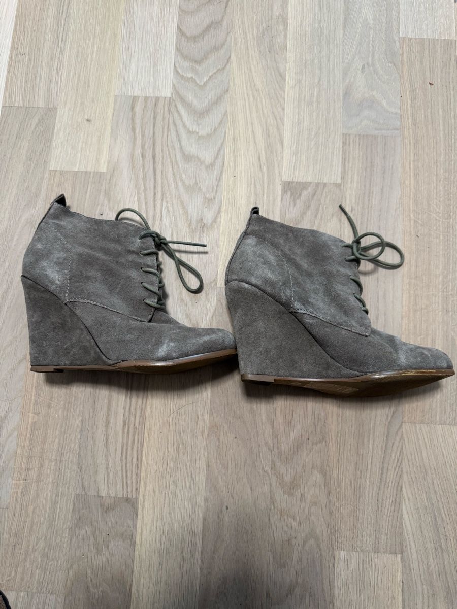 Scarpe da donna: Wildleder Stiefeletten mit vollem Absatz – Usato da Sulgen venduto da a_fonsi 4