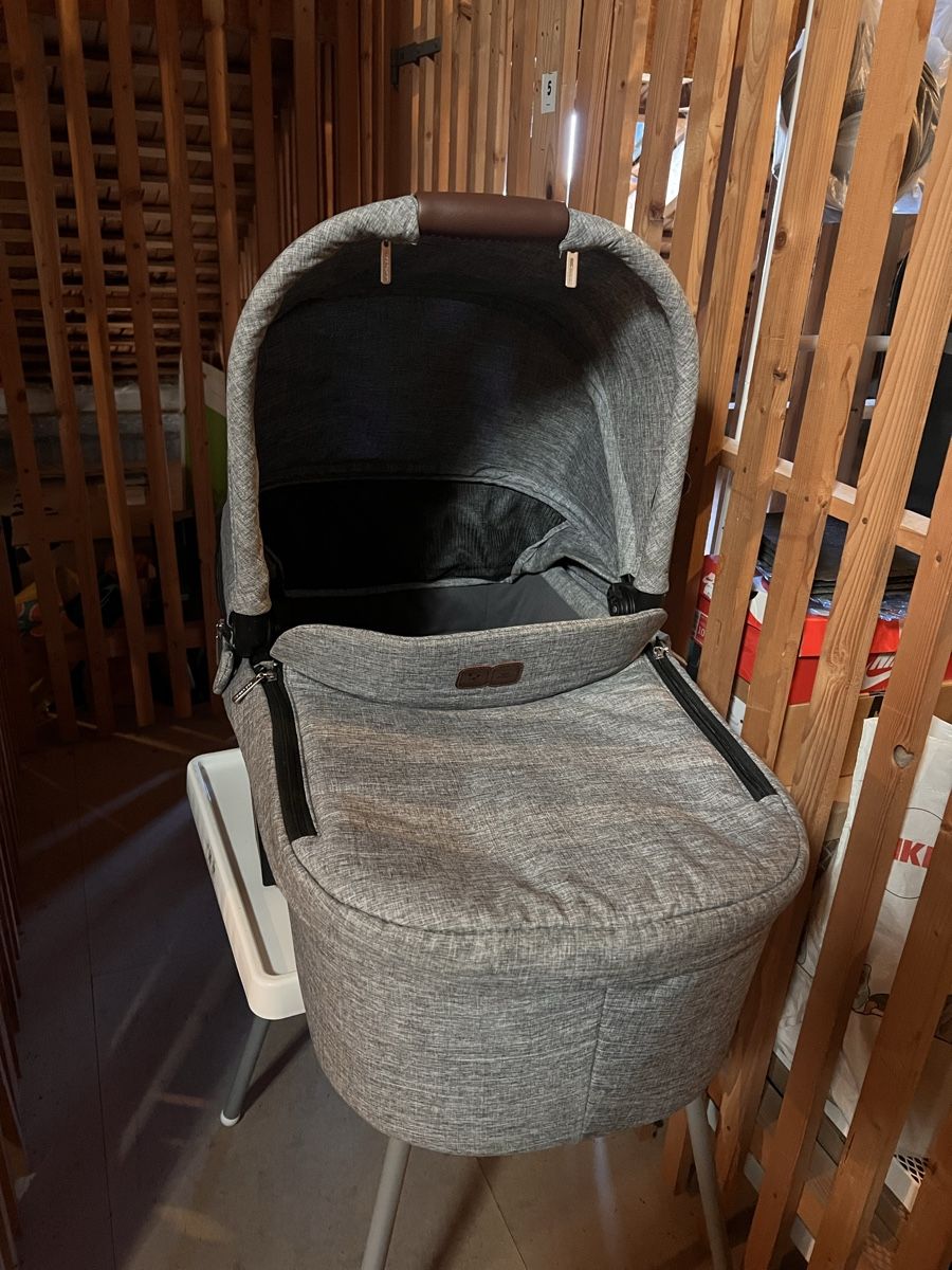 Chicco Sdraiette & Sdraiette a dondolo: Baby Sachen  – Usato da St Gallen venduto da a.i.96 8