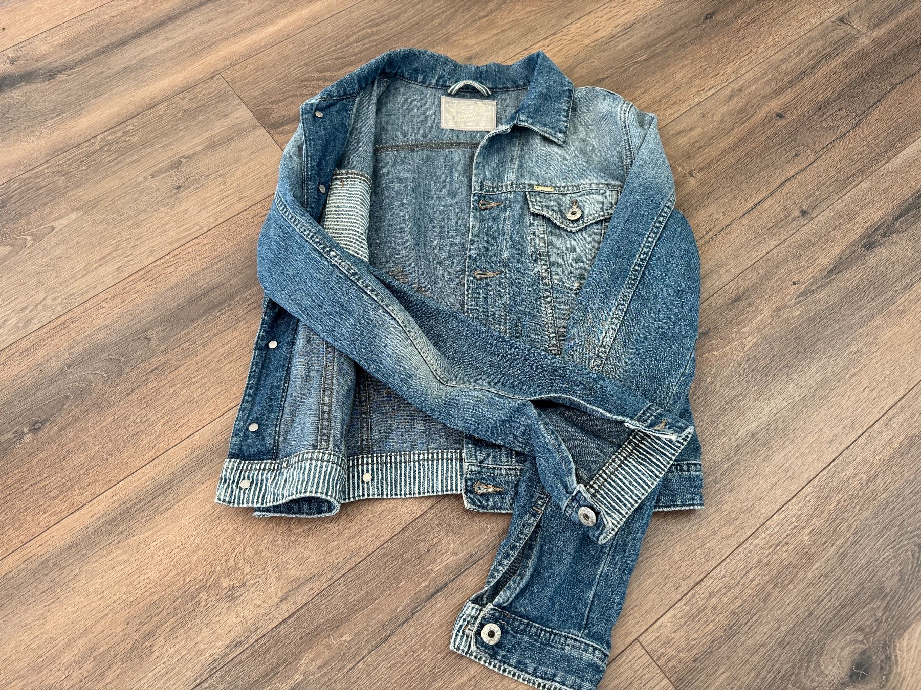 Diesel Jacken: Veste en jean DIESEL taille S – Gebraucht aus Genève von New-York12