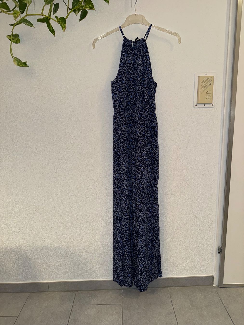 Tally Weijl Robes: Blaues Maxikleidmit Blumenmuster – D'occasion à Zofingen par zac_spc2 3