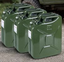 3 neue Metall-Benzinkanister à 20 Liter zu verkaufen