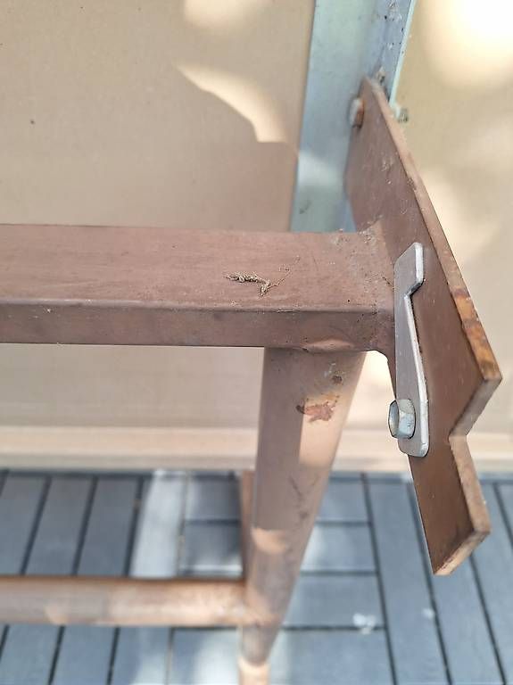 Tables: Stabiler Metall Gartentisch klappbar – D'occasion à Muri AG par Edlerweiss 4