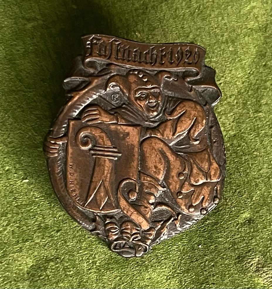 Placchette & Badge: Basel 1920 Kupfer Fasnachtsplakette – Usato da Itingen venduto da Bebbi6569