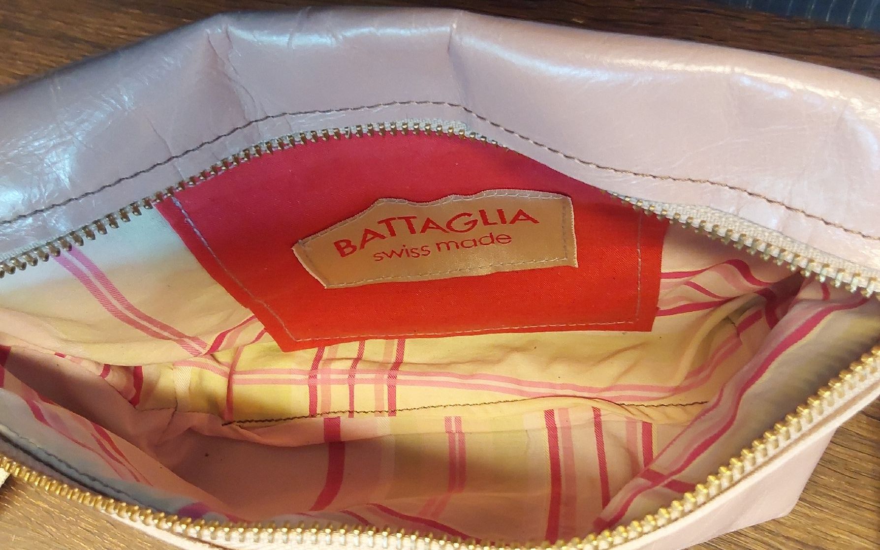 Borse da donna: Umhängetasche battaglia rosa Leder – Nuovo (secondo la descrizione) da Köniz venduto da scopello12 5