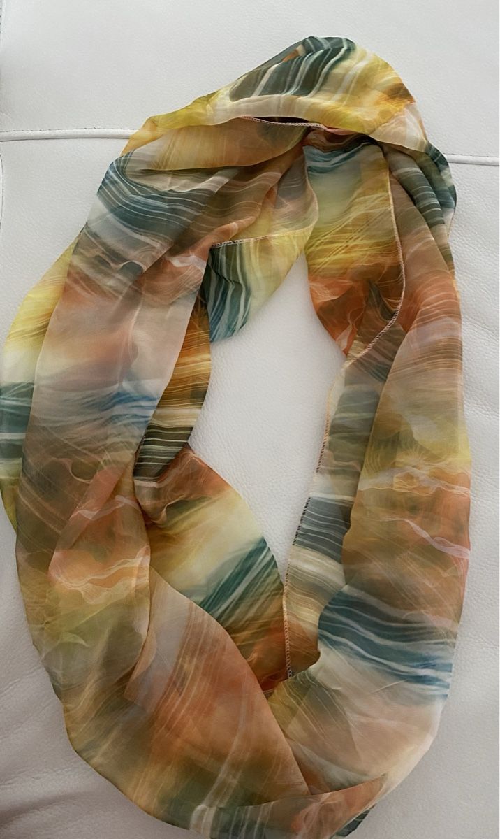 Foulards, Tücher & Schals: Schal aus 20% Seide 🌸 – Gebraucht aus Opfikon von Luis144 1