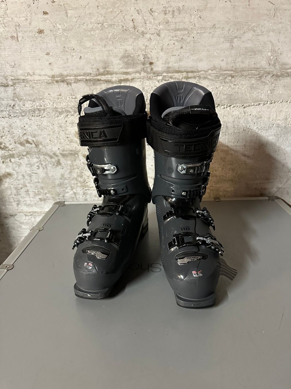 Tecnica Scarpe da uomo: Tecnica Skischuhe 29 / Gr. 44.5 – Usato da Emmenbrücke venduto da karkarkar 1