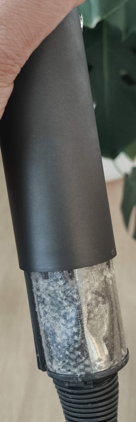 Dyson Sèche-cheveux: Dyson Haartrockner HD08 – Défectueux à Rümlang par ricardean 6