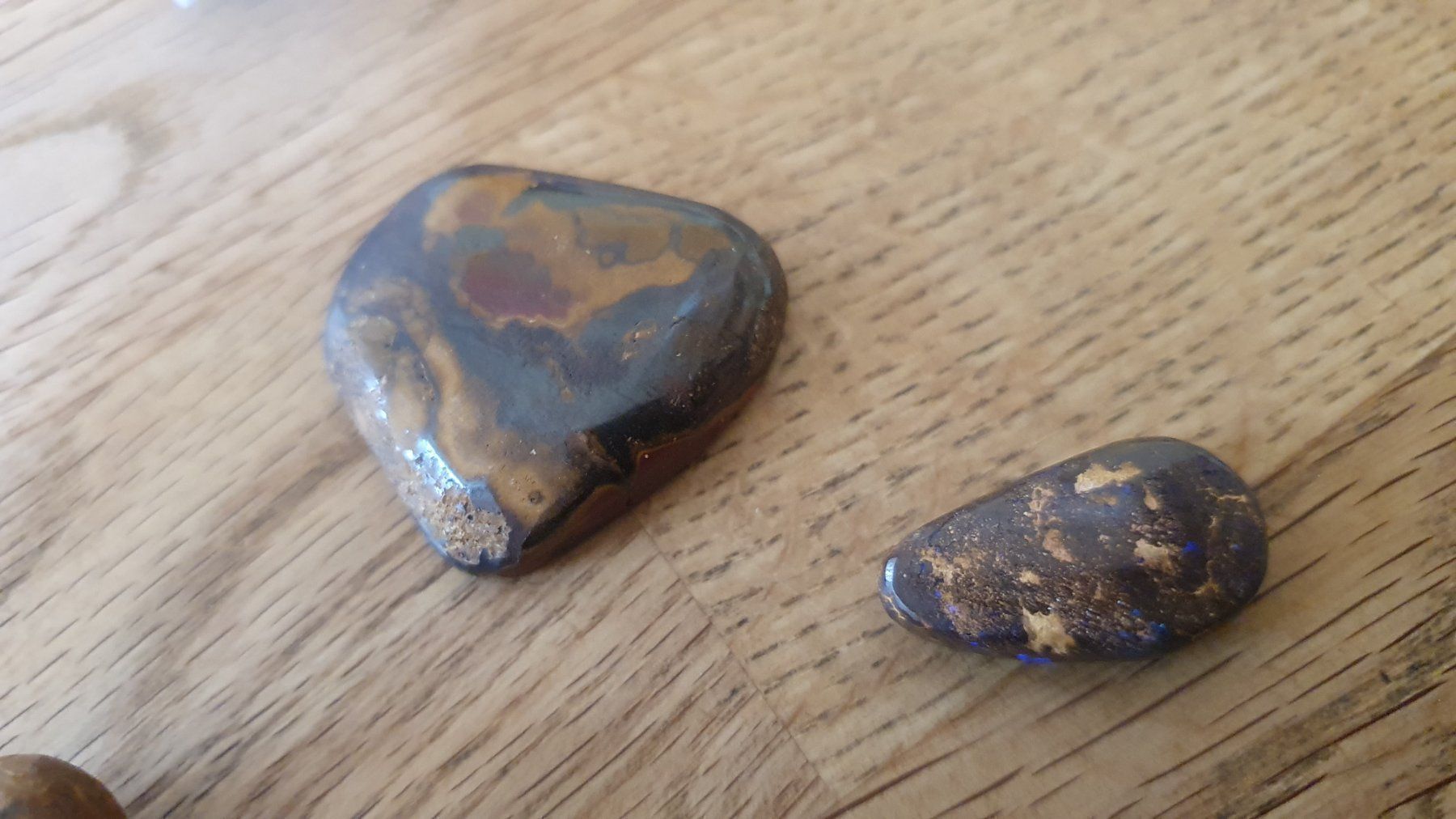Pietre preziose: 5 Boulder Opale – Usato da Flawil venduto da Naphtali 7