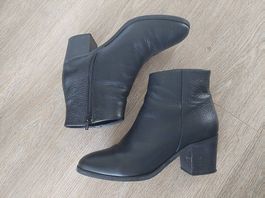 Zign Boots schwarz Leder Stiefeletten 39 Made in Portugal