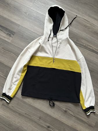 Zara Hoodie Pullover Grösse XS