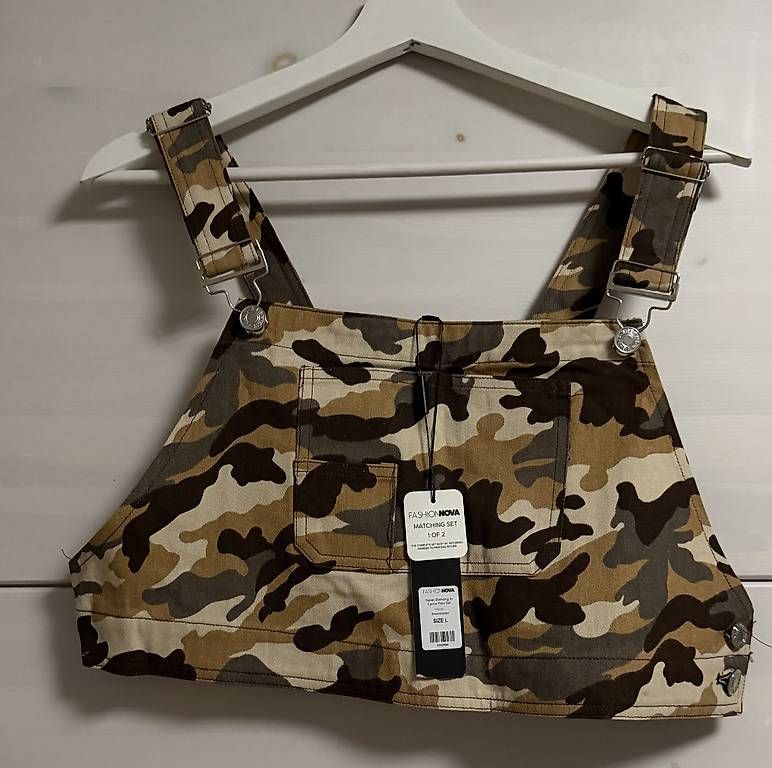 Tops: Haut  – Neu und originalverpackt aus Yverdon-les-Bains von may_r5f7